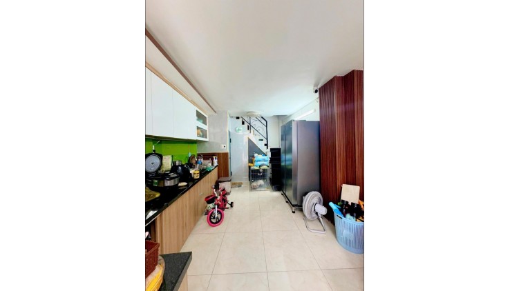 HẺM XE HƠI - NHÀ MỚI ĐẸP 4 TẦNG - TÂN KỲ TÂN QUÝ - TÂN PHÚ - 32M2 - 3 PHÒNG NGỦ - GẦN AEON MALL - SỔ VUÔNG HOÀN CÔNG ĐỦ - GIÁ CHỈ NHỈNH 4 TỶ